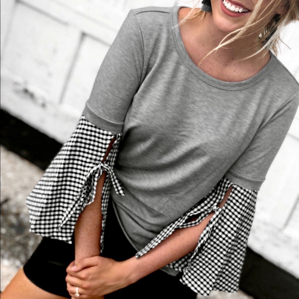 NWT 🆕 Gingham Tie Sleeve